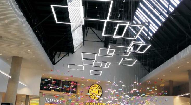 SL11070 Linear light in single run